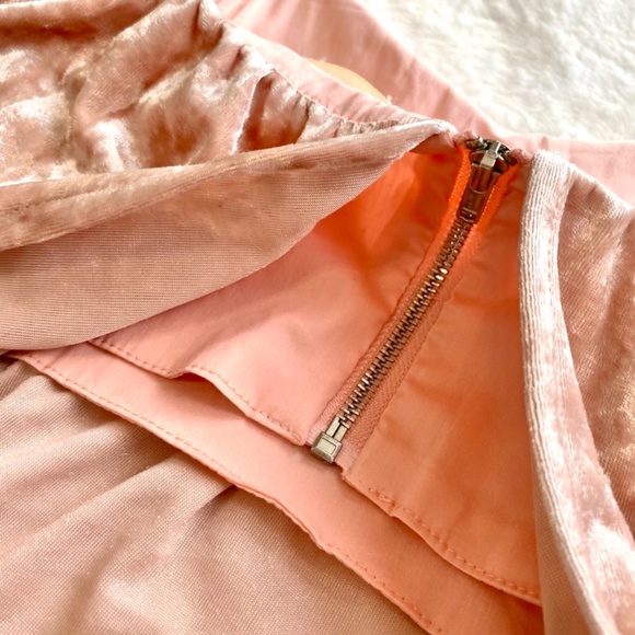 NWT Velvet Pink Top from Francesca’s Size Medium - Picture 11 of 16